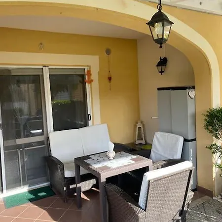 Apartment Bellacasa Di Mare, Club
