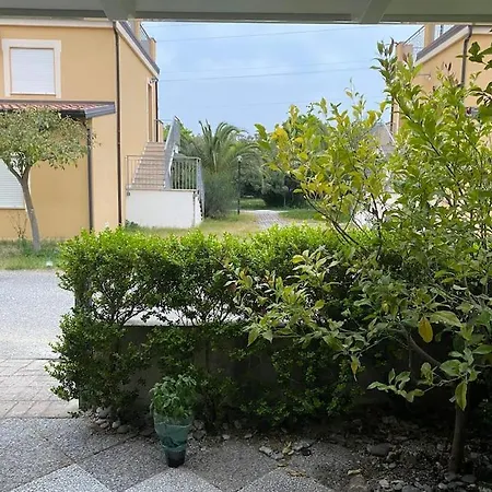 Apartment Bellacasa Di Mare, Club
